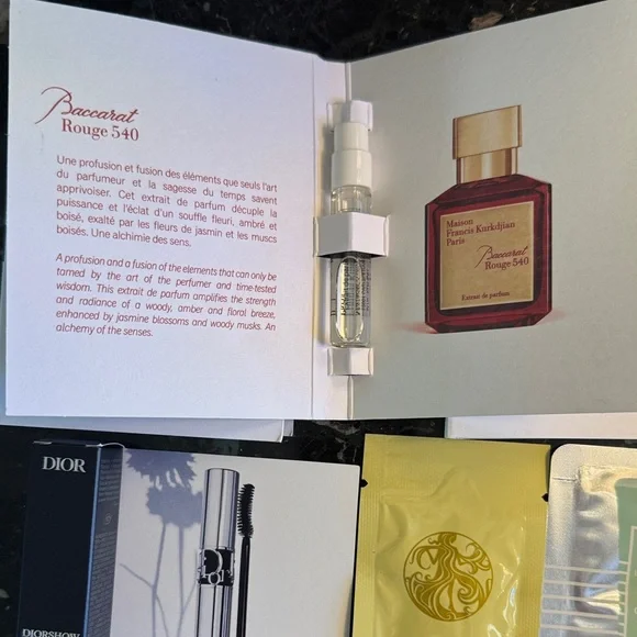 Luxury Perfume and Skincare Sample Collection - Picture 2 of 8